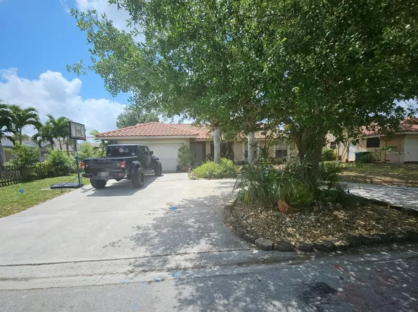 9600 NW 25th Ct, Coral Springs, FL 33065