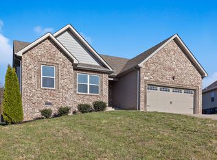 242 Hillview Way, Springfield, TN 37172