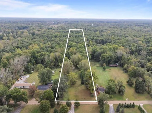48795 Wear Rd, Belleville, MI 48111