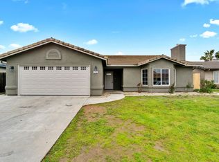 1782 Monroe Ave, Madera, CA 93638