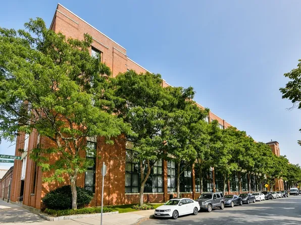 42 8th St APT 1306, Charlestown, MA 02129