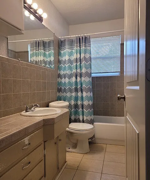 4249 Redbud Ave — Photo 8