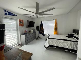 15551 SW 155th Ct, Miami, FL 33187