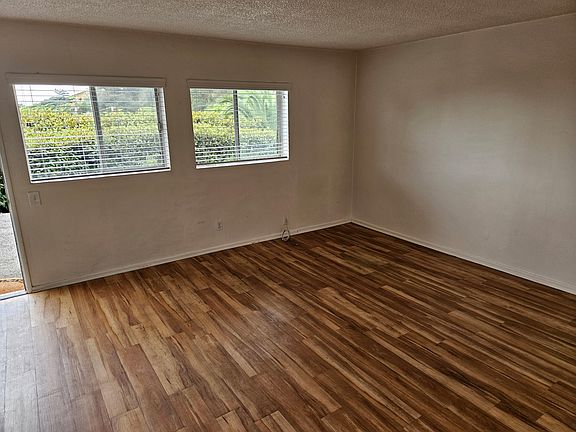 3rd image of 2161 Lillie Ave #2
