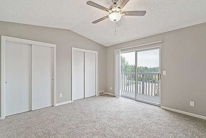Garden Park Townhomes — Photo 14