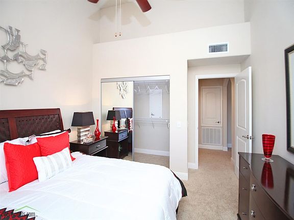 4th image of 2020 Eldridge Pkwy #708