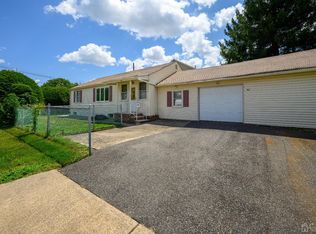 83 N Main St, Iselin, NJ 08830