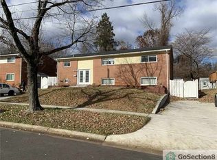 9820 Hedin Dr, Silver Spring, MD 20903