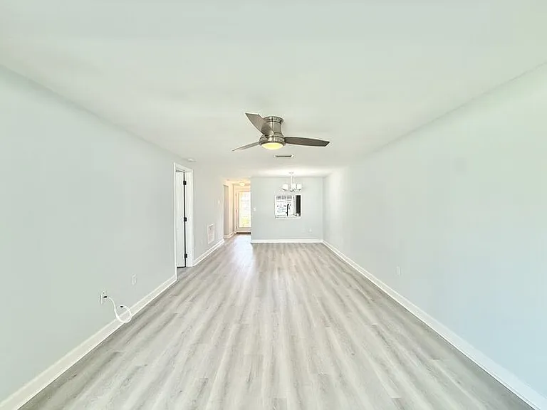 4411 Rustic Dr #1 — Photo 10