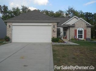 1901 Copeland Farms Dr, Greenfield, IN 46140