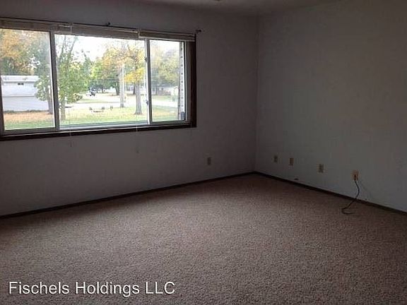 5th image of 115 Central Ave APT 7