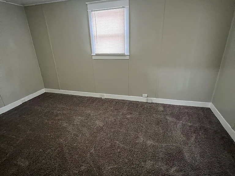 1008 Winkler Ave — Photo 6