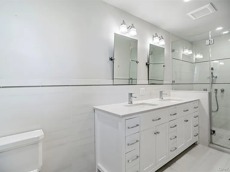 14 Harbor Ln — Photo 32