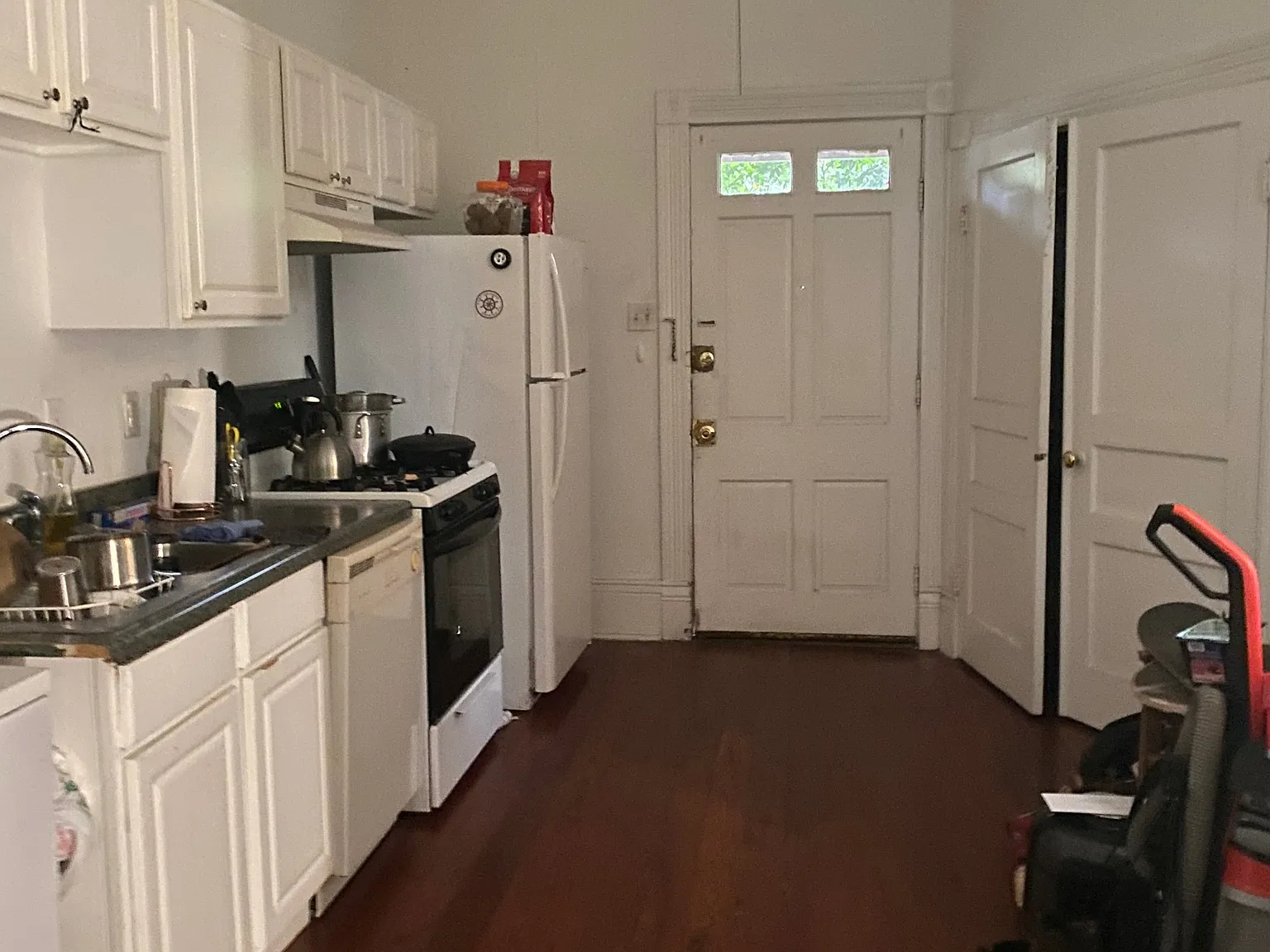 1018 S Carrollton Ave - A — Photo 2