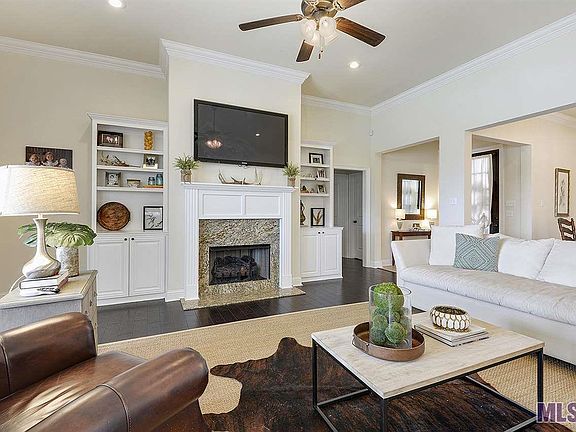 5th image of 4983 Woodstock Way Dr