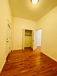 Rented by Zikos Realty Services