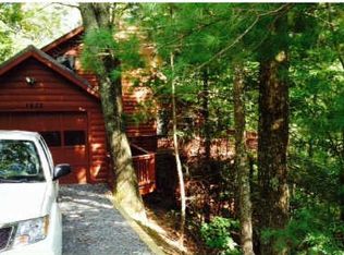 1822 Hidden Ter, Ellijay, GA 30540