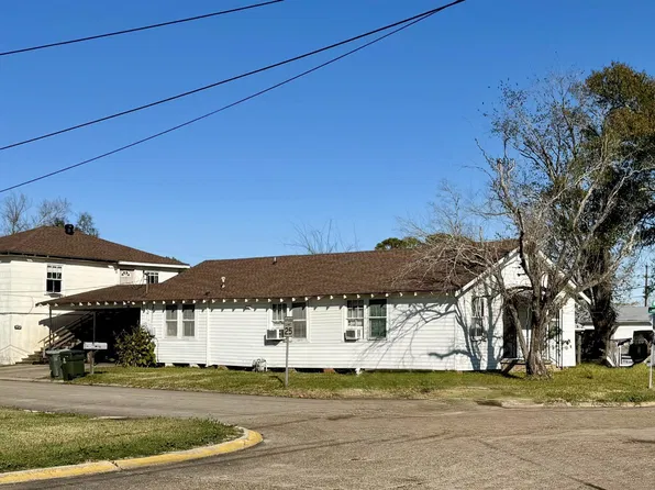 1301 & 1/2 Bourg St, Houma, LA 70360