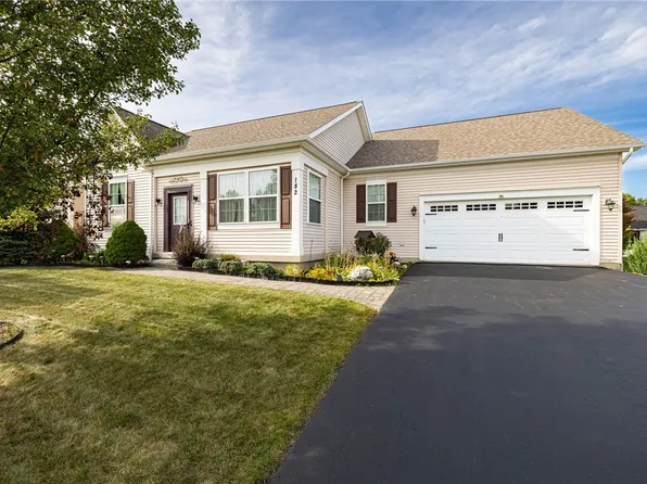 182 Kennedy St, Canandaigua, NY 14424