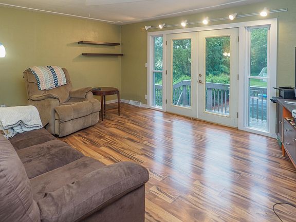 326 South Wattles Rd-103