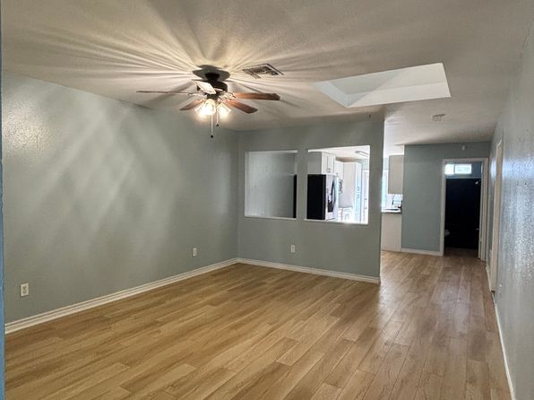 22 S Commonsway Dr #B