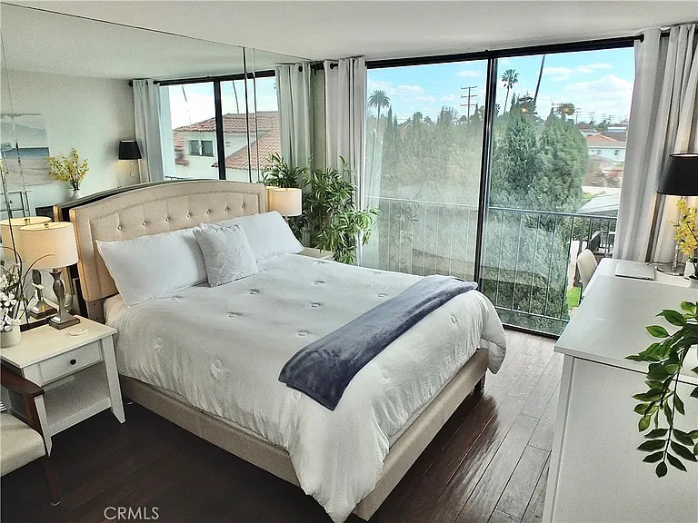 2601 E Ocean Blvd #309 — Photo 30