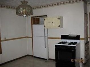 68 Hollingsworth St, Lynn, MA 01902