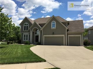 5619 NE Misty Meadow Pl, Lees Summit, MO 64064