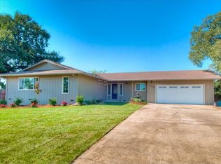 16049 Plateau Cir, Redding, CA 96001