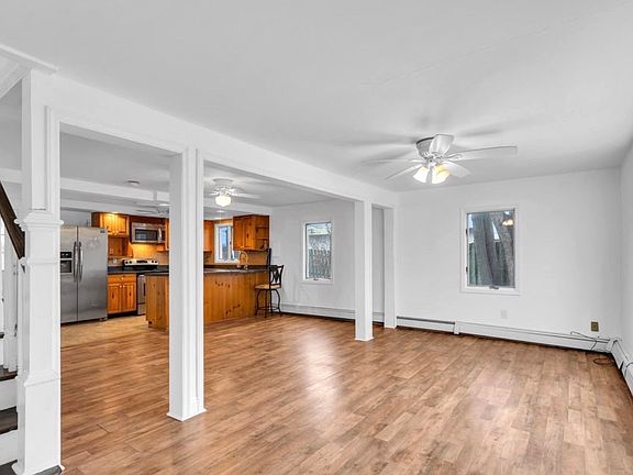 5th image of 901 Gilbert Ave