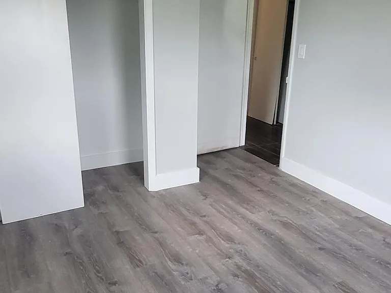 2221 NW 59th St — Photo 3