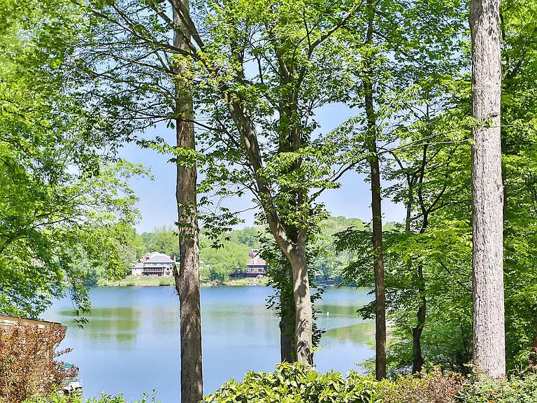 15979 Cove Ln — Photo 21