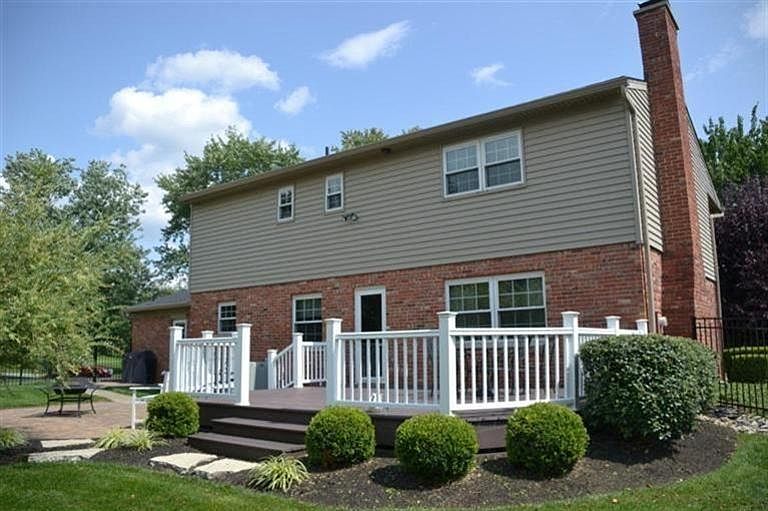 2nd image of 10127 Sprucewood Ln