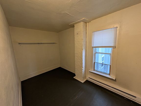 3rd image of 201 S Asbury St #11284948