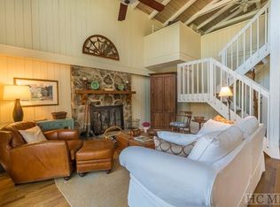 98 E Wingina Pl, Highlands, NC 28741