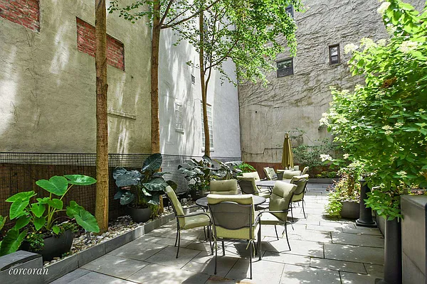 Sold by Corcoran | media 7