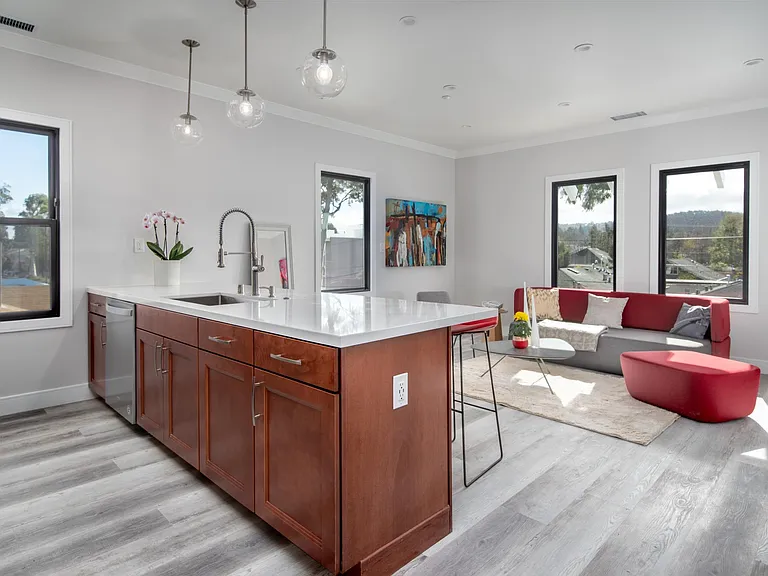 1220 El Camino Real #301 — Photo 7
