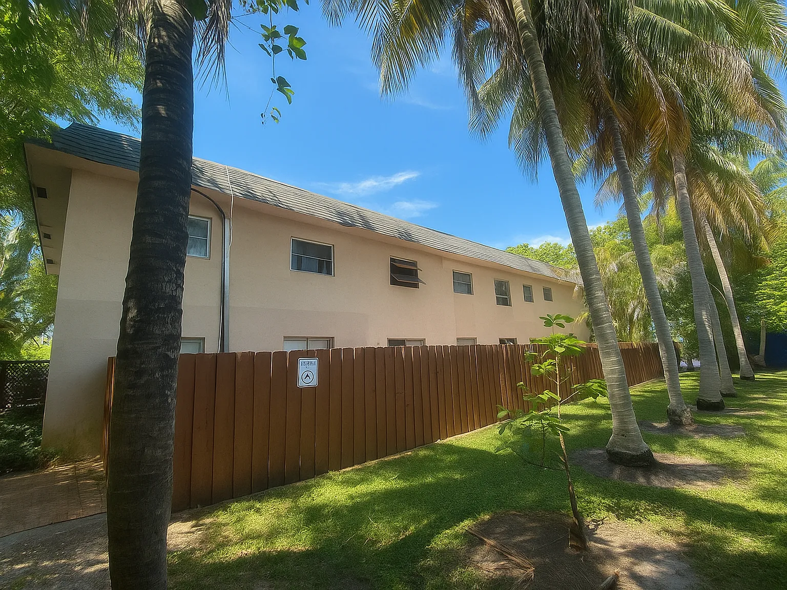 75 SW 10th St Ft. Lauderdale, FL 33315 — Photo 3