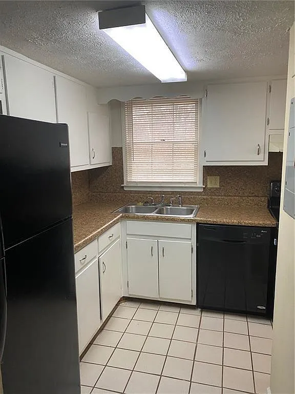 2 bed, 2.5 bath, 1156 sqft, $1,400 — Photo 2