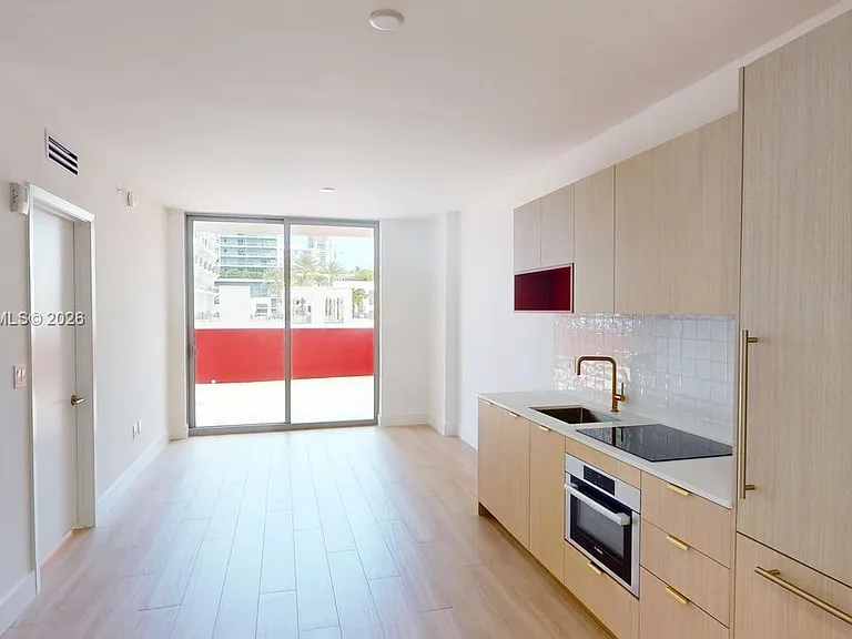 90 NE 32nd St #603 — Photo 14