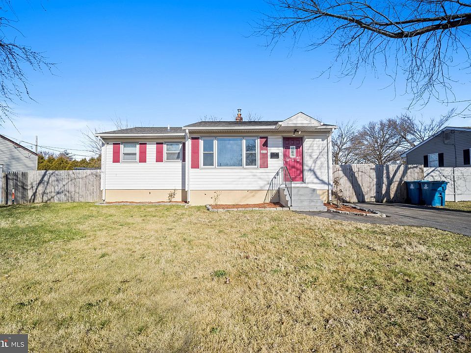 1st image of 1108 Birchwood Dr
