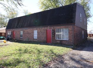 945 Colonial Park Dr #945, Jeffersonville, IN 47130