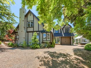680 Oak Knoll Dr, Ashland, OR 97520