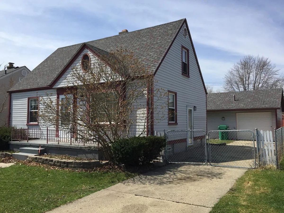 Building Photo - 21795 Virginia Ave