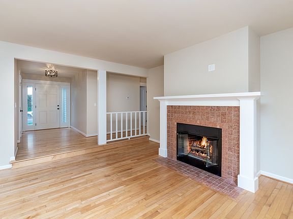 4th image of 11331 NE 104th St