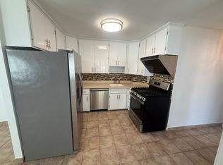 23-37 157th St, Whitestone, NY 11357