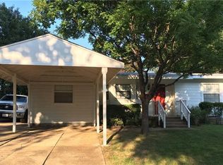 714 E Strong Pkwy, Grand Prairie, TX 75050