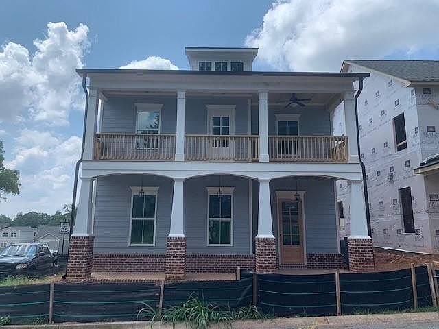 1st image of 414 Waterman St