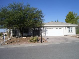 1880 S Vineyard Dr E, Pahrump, NV 89048