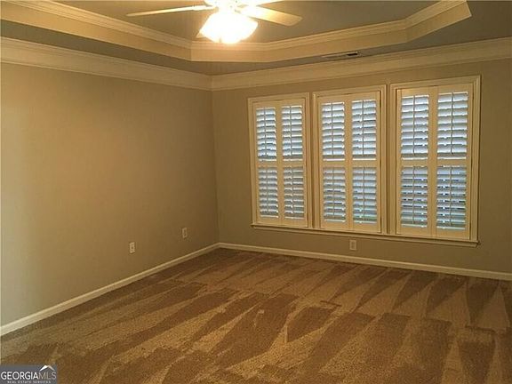 3rd image of 500 Papillion Trce